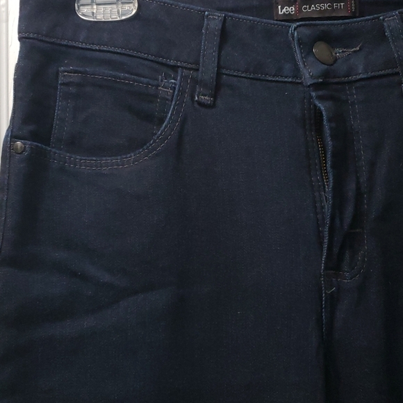 Lee classic fit jeans - Picture 2 of 3